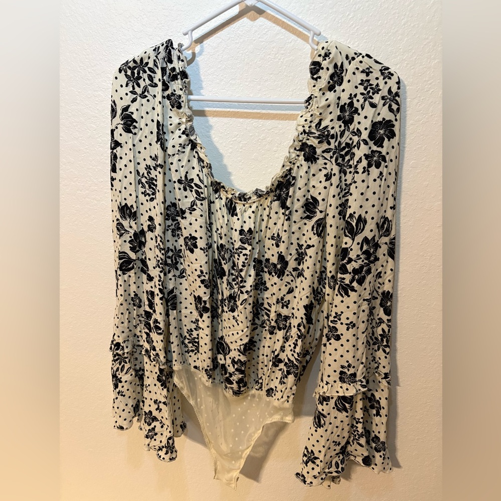 Free People Women's Wide‎ Sleeve White/Black  Blouse Sz S
